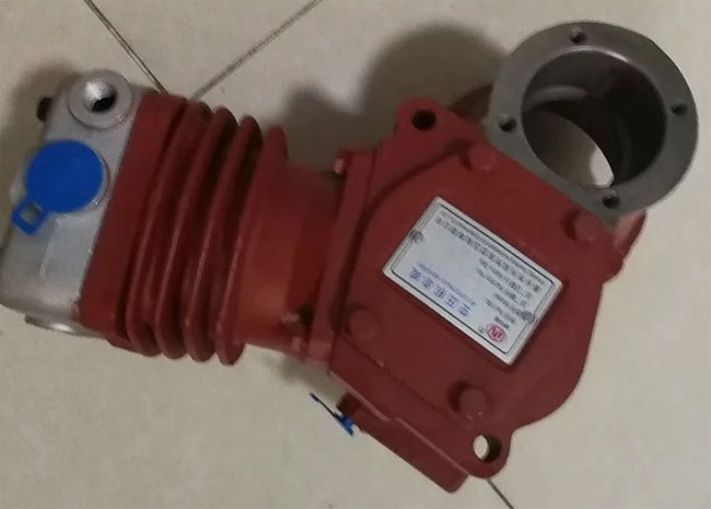 推土機(jī) SD13/SD16/SD22/SD23/SD32 柴油發(fā)動機(jī)零件水泵 推土機(jī) SD13/SD16/SD22/SD23/SD32 柴油發(fā)動機(jī)零件水泵