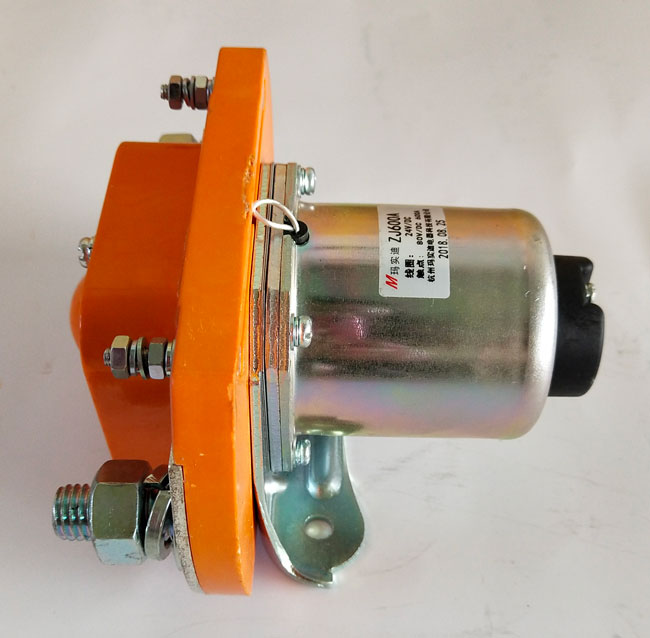 推土機(jī) sd16 sd22 sd32 零件電池繼電器 推土機(jī) sd16 sd22 sd32 零件電池繼電器