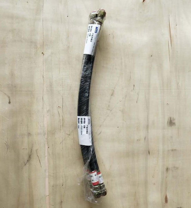 推土機SD16/Sd22/SD32/D85柔性橡膠液壓水散熱器高壓氣體軟管 推土機SD16/Sd22/SD32/D85柔性橡膠液壓水散熱器高壓氣體軟管