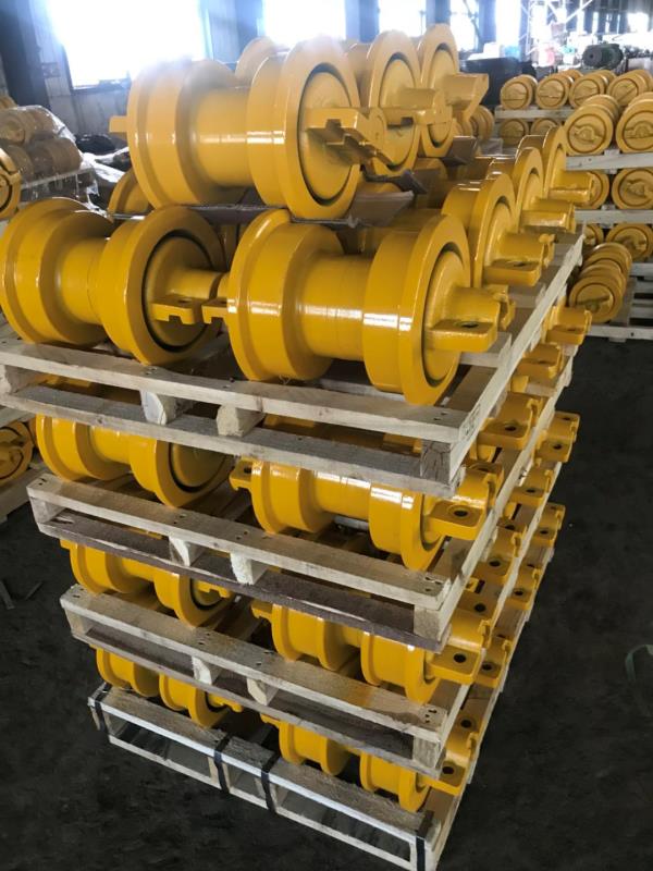 挖機(jī) Komatsu支重輪